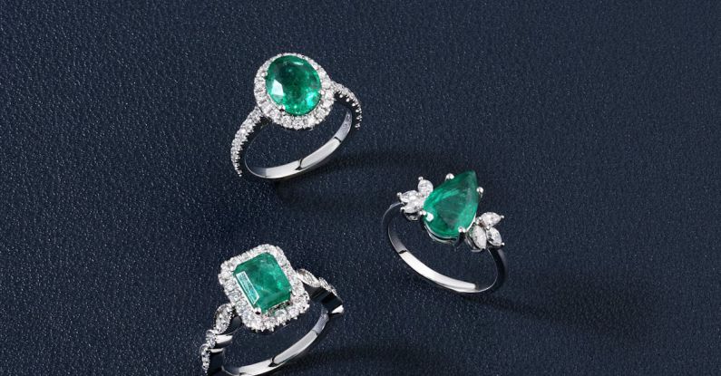 Scuba Accessories - Photographing Jewellery. so hard but so Rewarding!